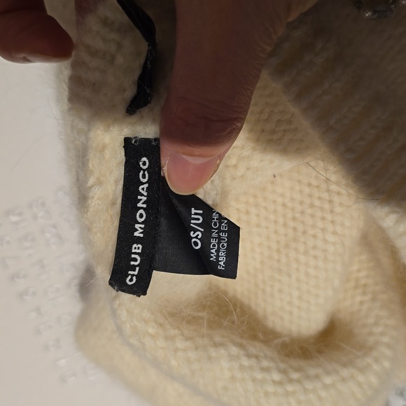 Club Monaco Rabbit Hair Snood / Neck warmer White with gemstones - Picture 3 of 4